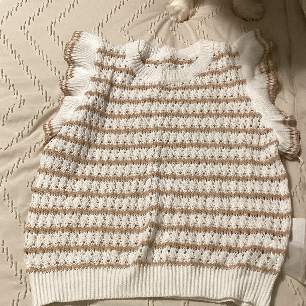 Striped Knit Sleeveless Sweater